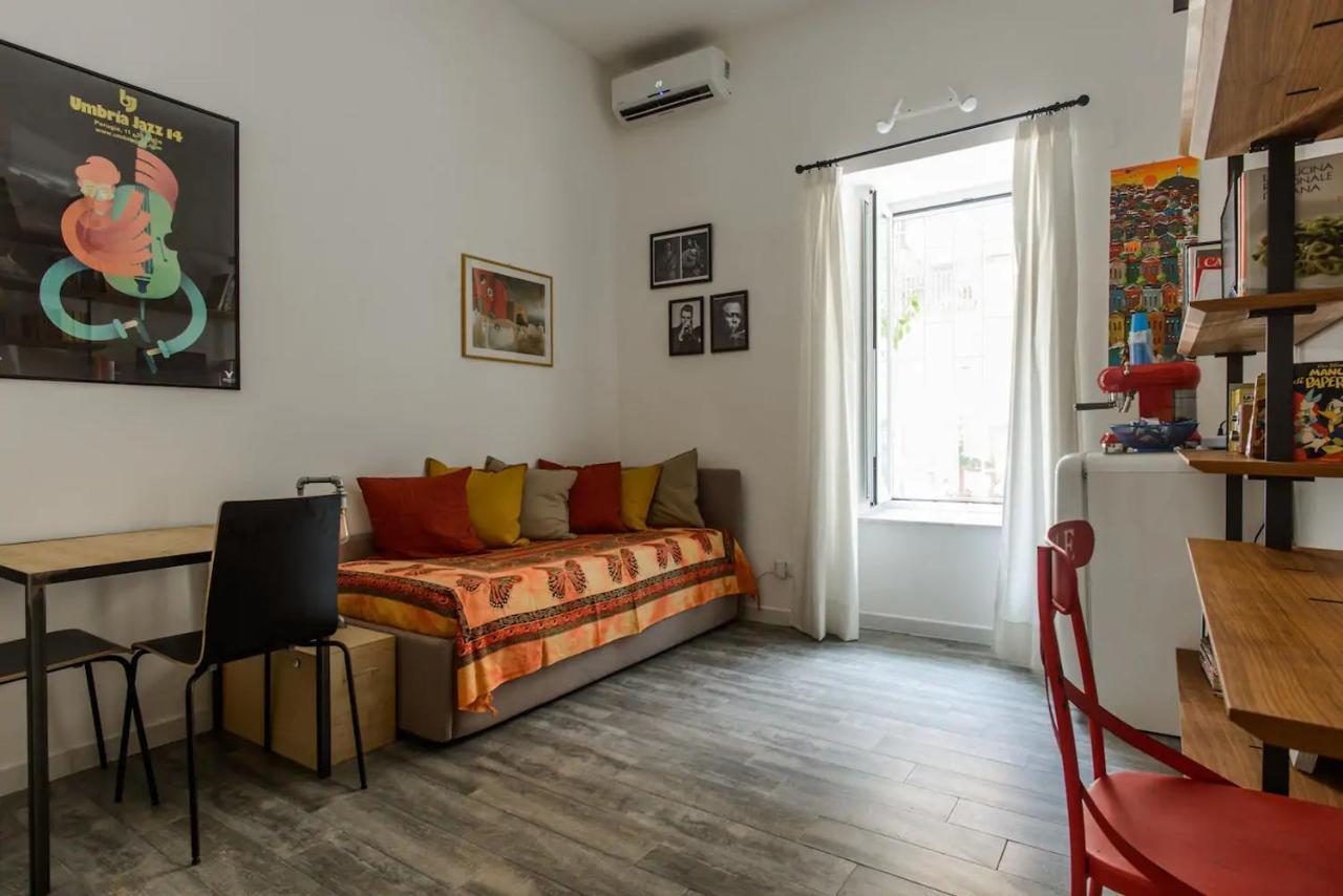 Vesuvius A Mezzocannone Appartement Napels Buitenkant foto