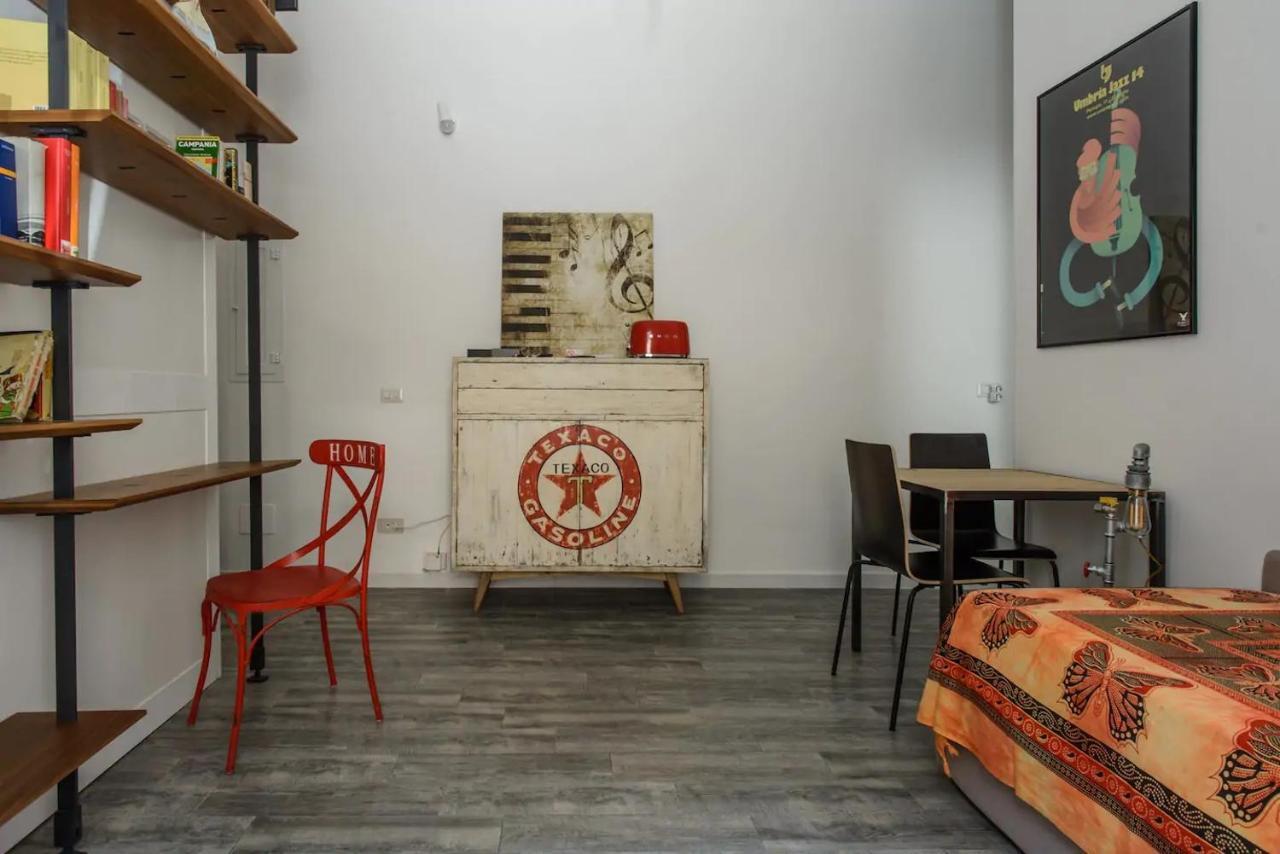 Vesuvius A Mezzocannone Appartement Napels Buitenkant foto